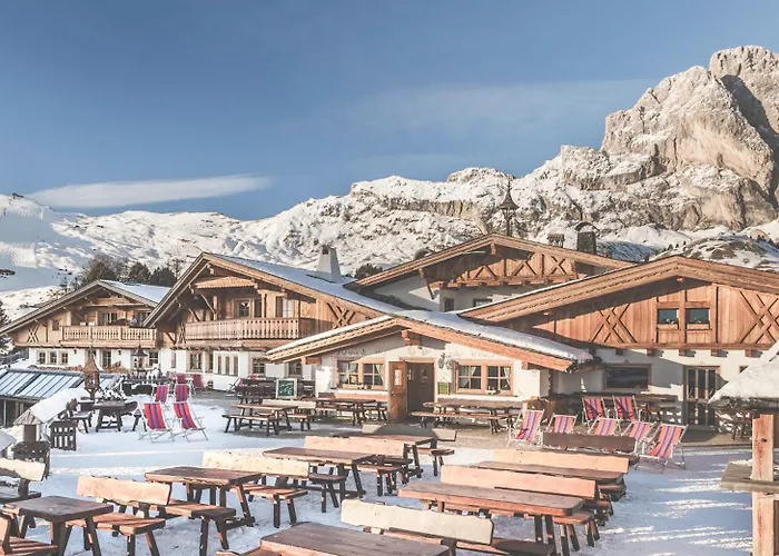 Almhotel Col Raiser