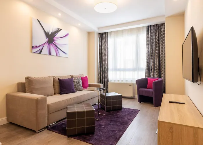 Hotel: Silver Crown Hotel & Residence, Palace Quarter