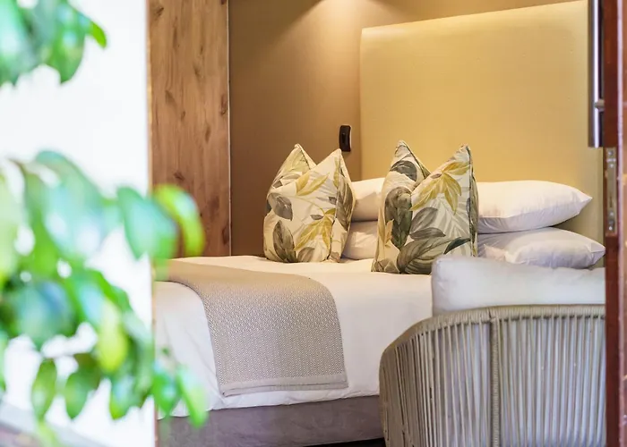 Pension Guide Hlangana Lodge