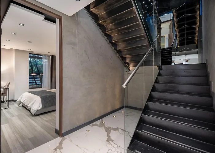  Tribeca Suites