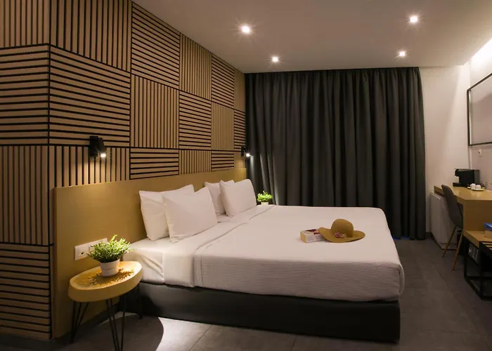 B&B only: White Luxury