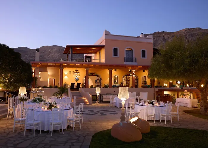 Luxury hotel only: Aquagrand Artistic Luxury Beach Resort - Adults Only