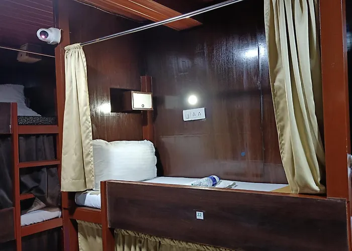 Cheap hotels Asra Dormitory For Male And Female