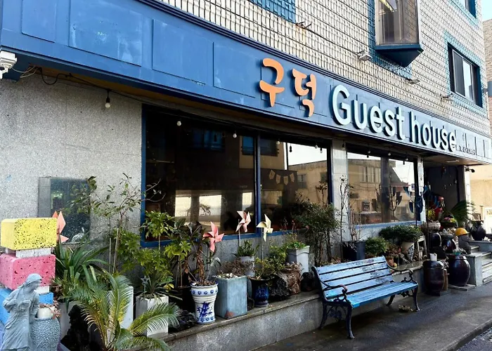 Gudeok Guesthouse