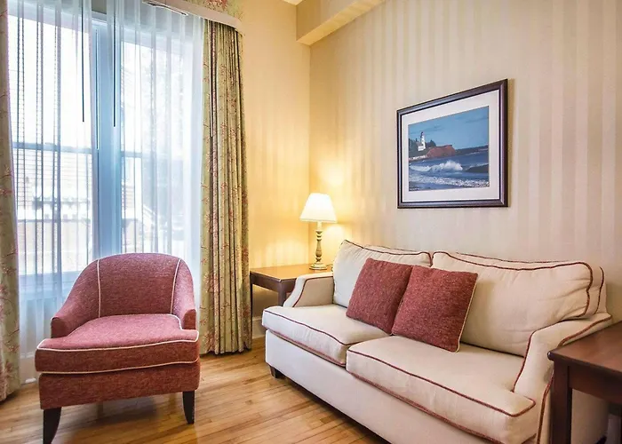 Dog friendly hotels Quality Inn & Suites Downtown