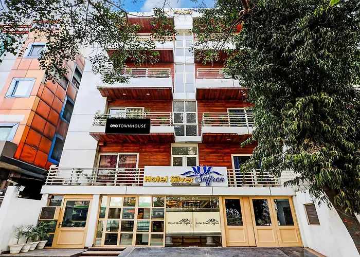 Cheap hotel: Super Townhouse Hotel Silver Saffron