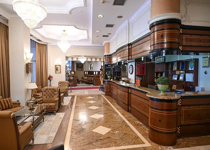 Luxury hotel only: Stone Bridge Hotel