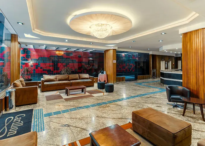 Hotel com vista: Carillon Plaza Hotel