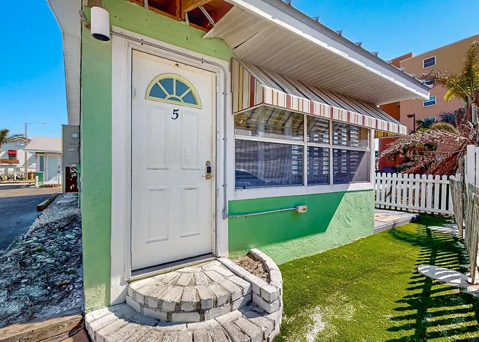 Villa: Key Lime Cottage