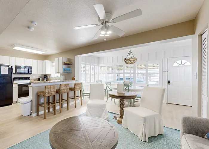 Villa: Key Lime Cottage