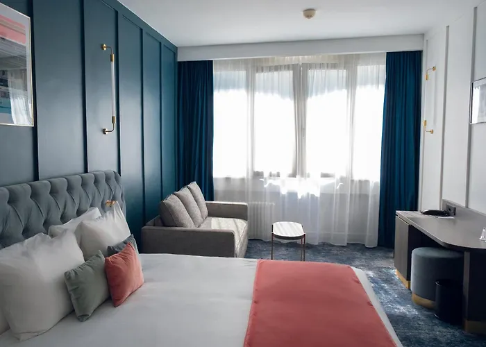 Pley Hotel