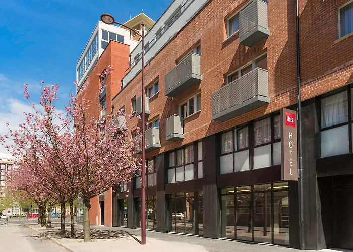 Pet Friendly hotel: Ibis Lille Centre Grand Palais