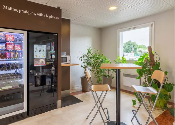 B&B Hotel Lyon Grand Stade Meyzieu