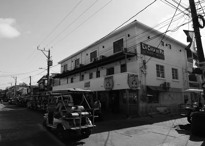 3 star hotel: La Casa De Paz Hotel