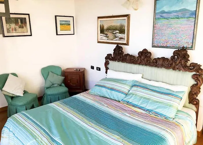 La villa: Villa Arona