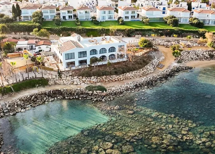 Sirena Bay Beach House And Luxury Suites
