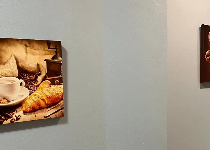 Hotel Saini With Air Conditioning