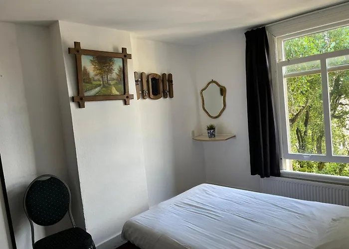 Hotel cerca del colegio: Hotel Galerij