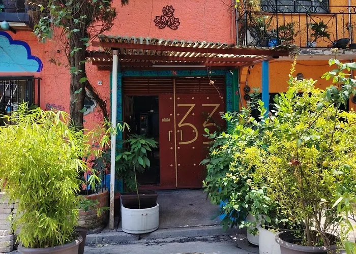 Pet Friendly hotel: Hostal Mexico Airport Cdmx