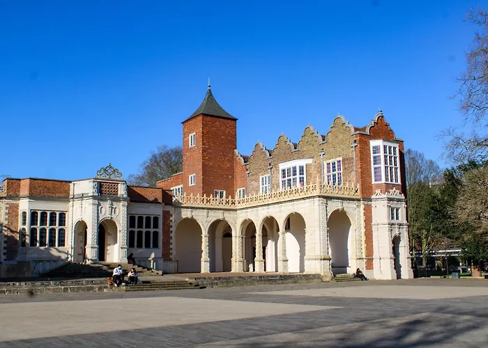 Lodge: Safestay London Kensington Holland Park (Adults Only)