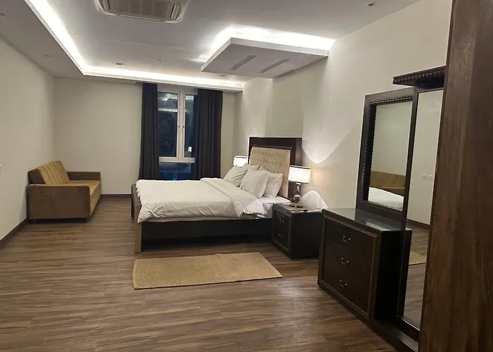 Pension Guide Royal Guest House Dha Phase 4 Lahore