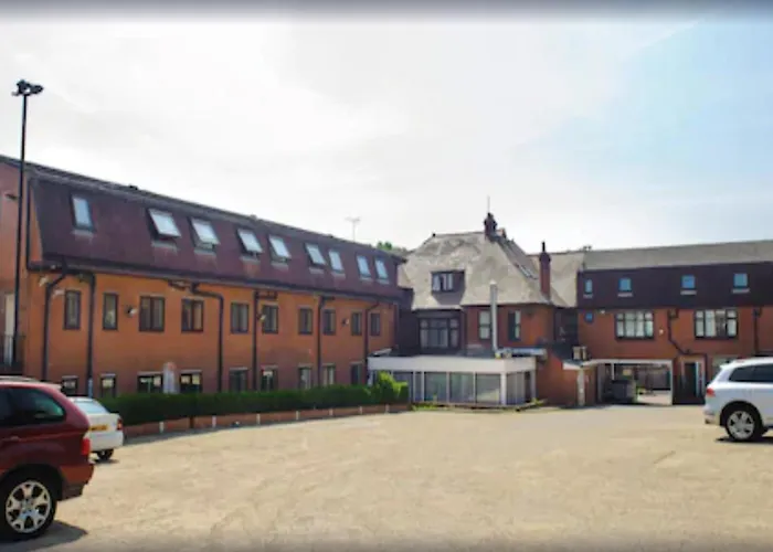 Central hotel: Oyo The Luton Hotel