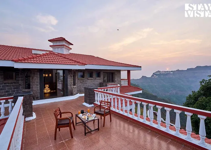 Vacation homes Stayvista At Cliffhanger Solitude With Balcony, Lawn
