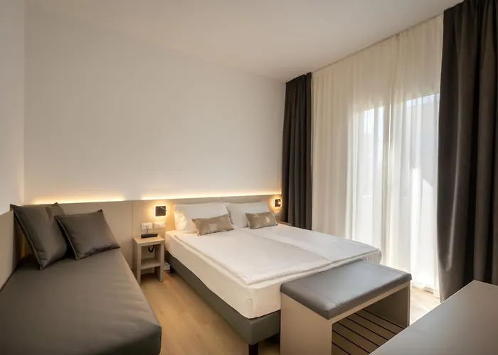 Hotel de 3 estrellas: Hotel Delfino