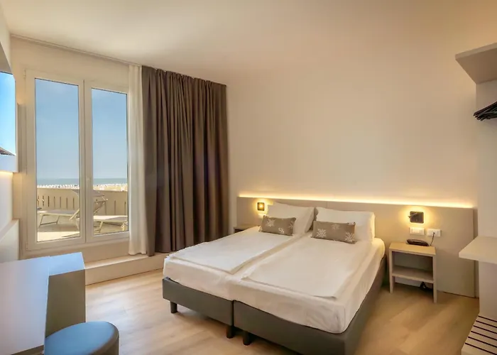 Hotel de 3 estrellas: Hotel Delfino