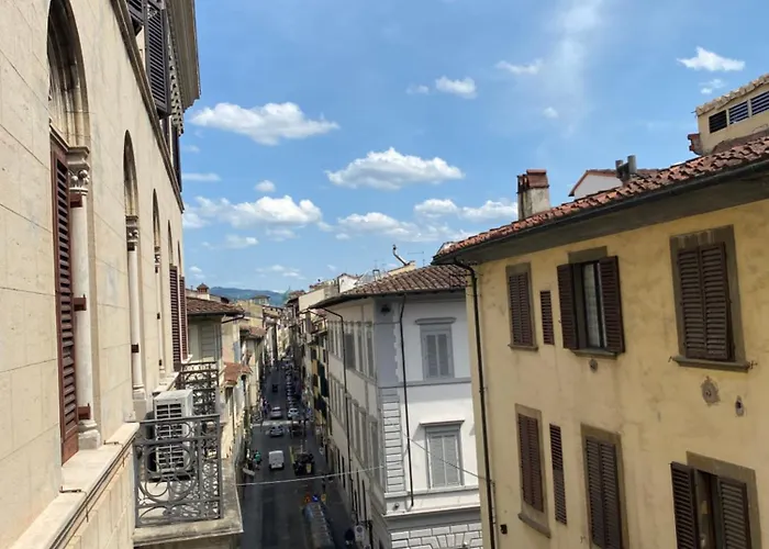 Hotel 3 stelle: Live Florence Guest House
