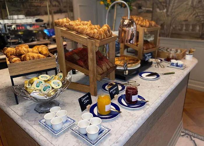 Hotel de lujo: Hotel 717