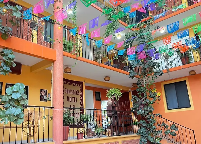 Luxury hotel only: Hotel La Cascada Oaxaca