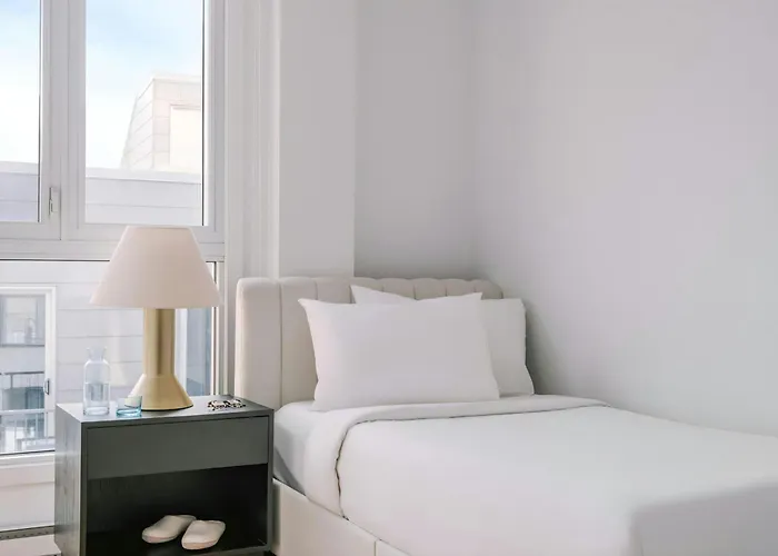 Sonder By Marriott Bonvoy Penny Lane Apartments Old