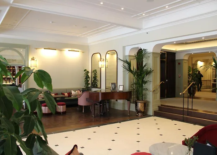  Metropole Cork