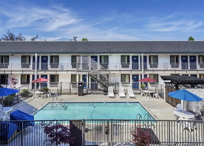 Cheap hotel: Motel 6-Fremont, Ca - North