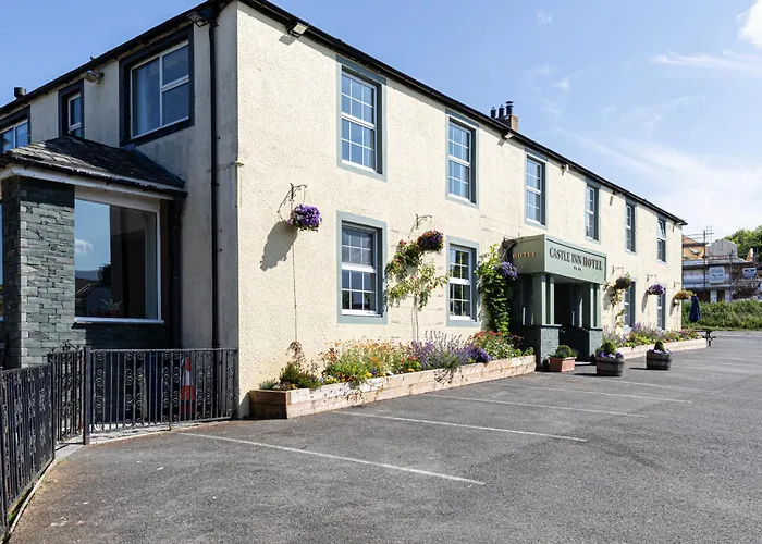 Pet Friendly hotel: Lake District Castle Inn Hotel & Spa