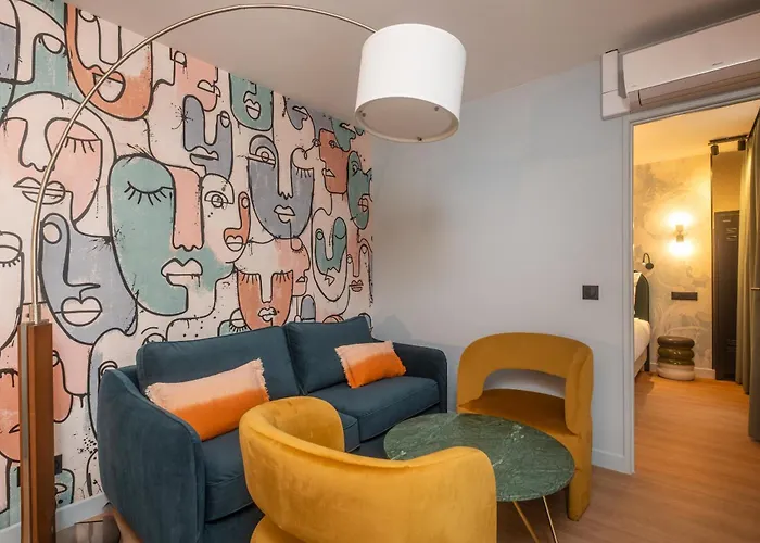 Montmartre Paris Suite