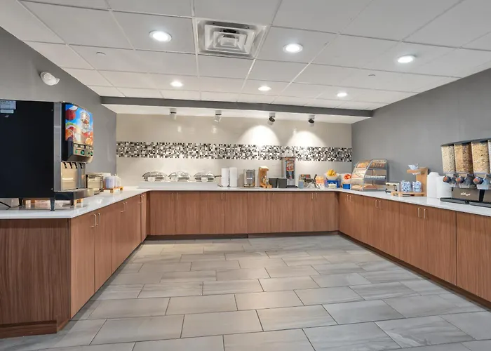 Cheap hotels Alexis Inn And Suites