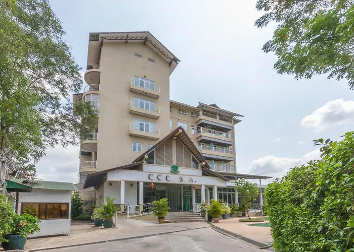 Pet Friendly hotel: Cambodian Country Club