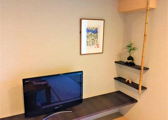 Hotel with pool: Ryokan Nenrinbo