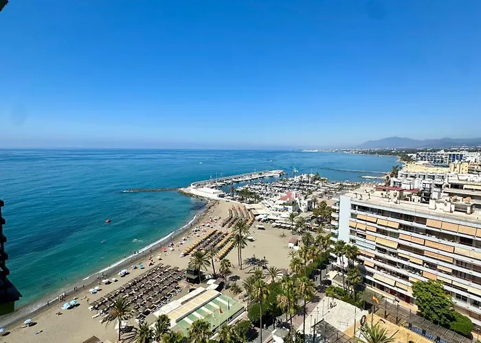 Hotel cerca del colegio: Apartamentos Mediterraneo