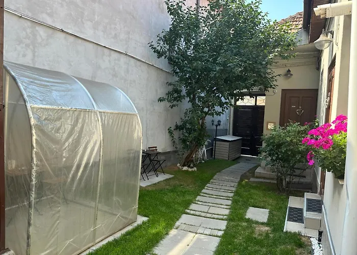 Albert Residence Brasov With Complimentary Parking Off Site