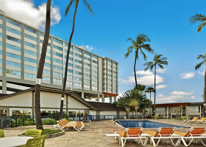 Best Western The Plaza Honolulu Airport - Free Breakfast