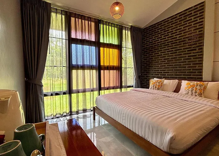 Cheap hotel: Moonlight Cottage
