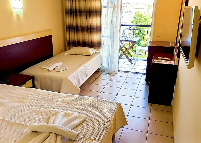 Central hotel: Kleopatra Hotel
