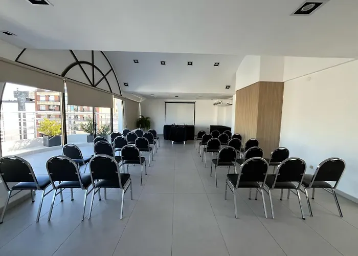 Urquiza Apart & Suites