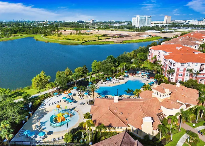 Pool Villa: Orlando Resort Rentals At Universal Boulevard