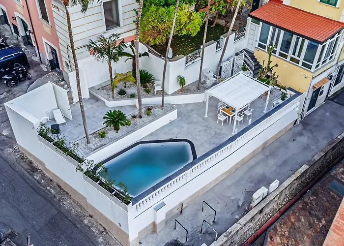 Casa&Piscina Nel Centro Di Salerno Amalfi Coast