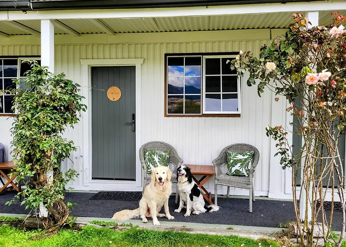 Kinloch Wilderness Retreat