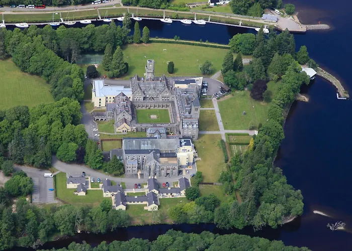 Luxury hotel only: The Highland Club